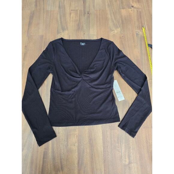 No Boundaries XS Twist Front Long Sleeve Top Black - Picture 1 of 3
